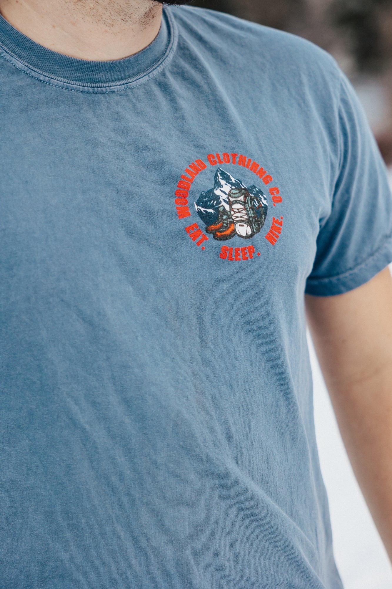 The Mountains Are Calling T-Shirt – Adventure Quote Tee for Outdoor Lovers